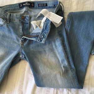 Hollister Super Skinny Low Rise Size 27